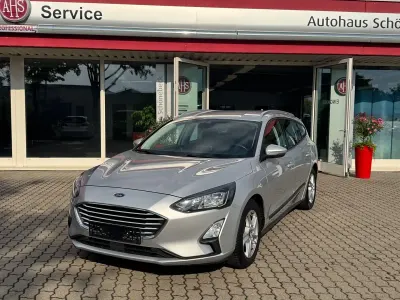 Gebraucht Ford Focus Cool & Connect 120 PS (88 kW) 2020 Silber Kombi