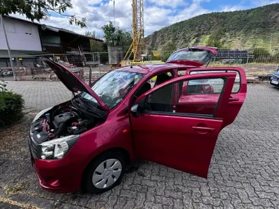 Gebraucht Suzuki Swift 68 PS (50 kW) 2016 Rot Kleinwagen