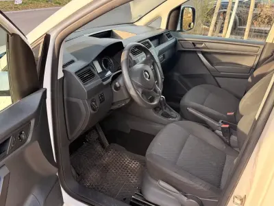 Gebraucht VW Caddy 102 PS (75 kW) 2016 Weiß Van / Kleinbus