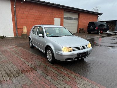 Gebraucht VW Golf IV 101 PS (74 kW) 2003 Silber Kleinwagen