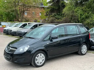 Gebraucht Opel Zafira Family 110 PS (80 kW) 2012 Van / Kleinbus