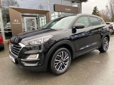 gebraucht Hyundai Tucson 1.6 Trend blue Navi Kamera Alu Sitzh.Leder