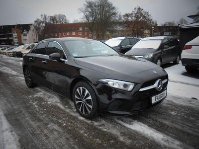 Gebraucht Mercedes A250 160 PS (117 kW) 2022 Schwarz Limousine