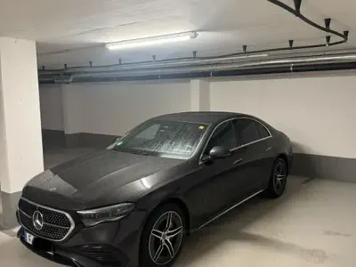 Gebraucht Mercedes E300 Advanced Plus 204 PS (150 kW) 2024 Schwarz Limousine