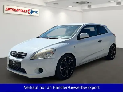 Gebraucht Kia Ceed 126 PS (92 kW) 2009 Weiß Kleinwagen