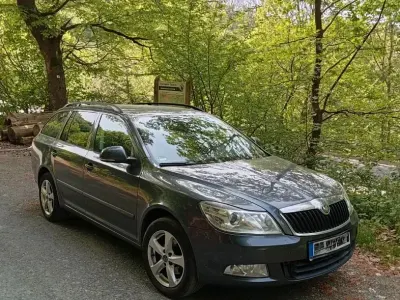 Occasion Skoda Octavia Ambiente 160 ch (117 kW) 2011 Gris Break