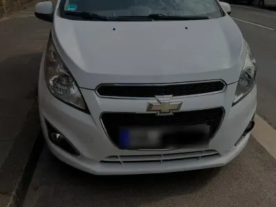 Begagnad Chevrolet Spark LT 68 HK (50 kW) 2014 Vit Halvkombi
