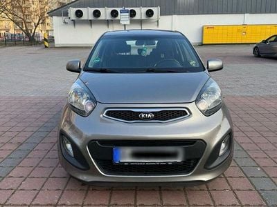 Gebraucht Kia Picanto Spirit 86 PS (63 kW) 2013 Grau Kleinwagen