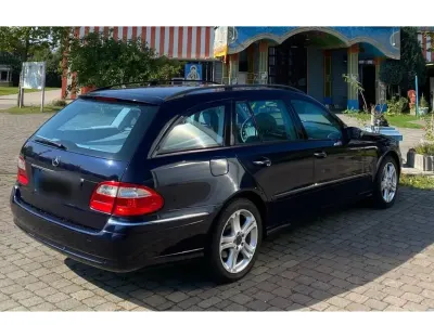 Gebraucht Mercedes E350 272 PS (200 kW) 2005 Blau Kombi