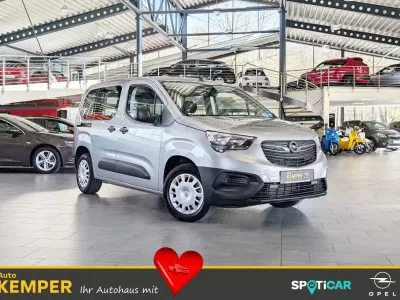 Gebraucht Opel Combo Life Edition 131 PS (96 kW) 2022 Grey metallic Van / Kleinbus