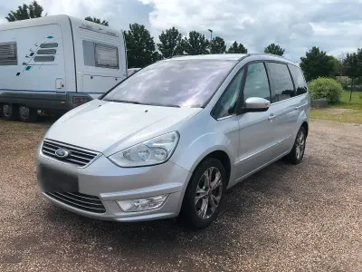 Gebraucht Ford Galaxy Titanium 140 PS (102 kW) 2011 Silber Van / Kleinbus