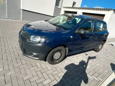 Gebraucht Dacia Sandero Essentiel 75 PS (55 kW) 2014 Blau Limousine