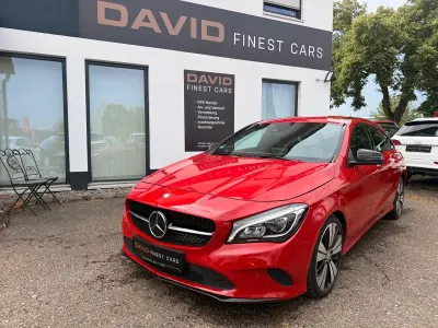 Gebraucht Mercedes CLA220 Night 177 PS (130 kW) 2016 Rot Coupé
