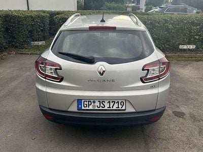 Gebraucht Renault Mégane GrandTour 106 PS (77 kW) 2011 Kombi