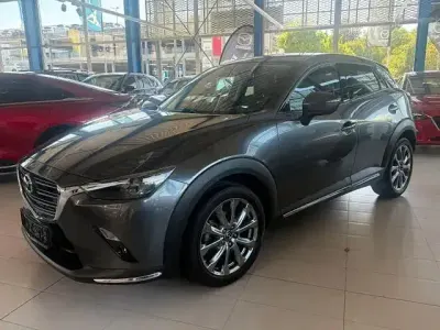 Używany Mazda CX-3 Kangei 121 KM (88 kW) 2019 Szary SUV