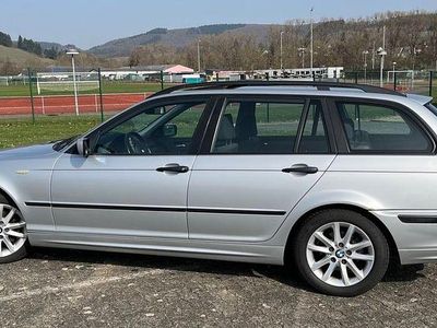 Gebraucht BMW 318 Sport Line 143 PS (105 kW) 2003 Silber Kombi