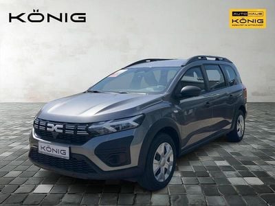 Gebraucht Dacia Jogger Essentiel 91 PS (66 kW) 2025 Grau Van / Kleinbus