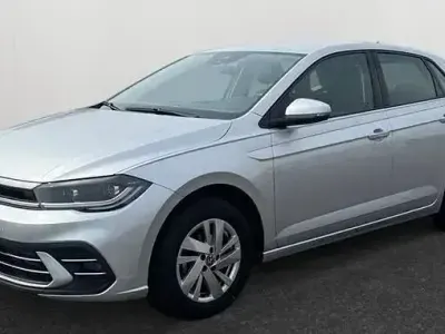 Gebraucht VW Polo Style 95 PS (69 kW) 2024 Reflexsilber metallic (metallic) Kleinwagen