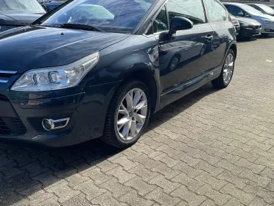 Używany Citroën C4 150 KM (110 kW) 2009 Niebieski Coupe