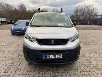 Grau Gebraucht 2018 Peugeot Expert Van | 14.899 € (Etwas zu teuer)