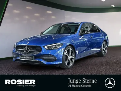 Używany Mercedes C300 Avantgarde 258 KM (189 kW) 2022 Niebieski Sedan/Limuzyna