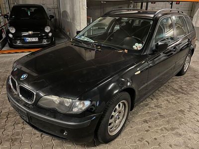 Gebraucht BMW 316 116 PS (85 kW) 2004 Schwarz Kombi