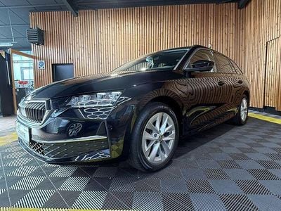 Usata Skoda Octavia 150 CV (110 kW) 2024 Nero Station wagon