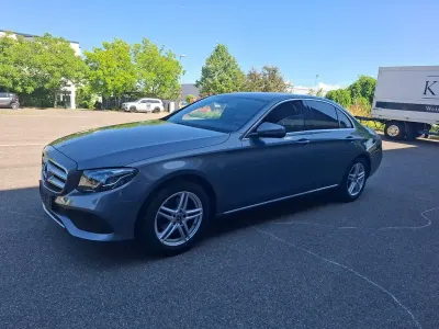 Gebraucht Mercedes E200 Avantgarde 184 PS (135 kW) 2017 Grau Limousine