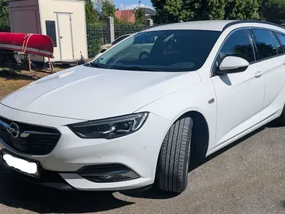 Gebraucht Opel Insignia Business 170 PS (125 kW) 2018 Weiß Kombi