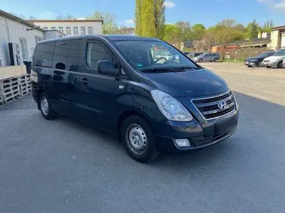 Usata Hyundai H-1 170 CV (125 kW) 2018 Grigio Monovolume
