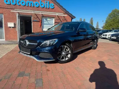 Gebraucht Mercedes C220 170 PS (125 kW) 2015 Blau Kombi