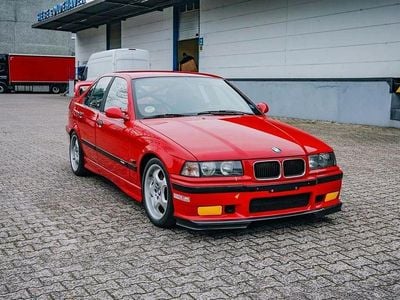 Gebraucht BMW M3 Performance 321 PS (236 kW) 1995 Rot Coupé