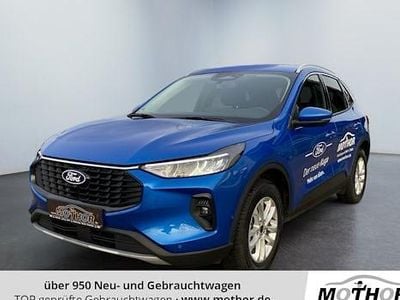 Desert island blue metallic Gebraucht 2024 Ford Kuga Titanium SUV | 27.591 € (Superpreis)