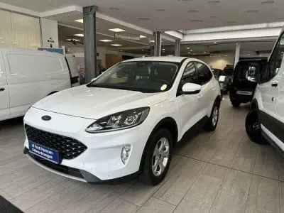 Gebraucht Ford Kuga Cool & Connect 224 PS (164 kW) 2023 Frostweiß SUV