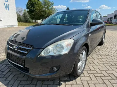 Gebraucht Kia Ceed EX 109 PS (80 kW) 2009 Grau Kleinwagen