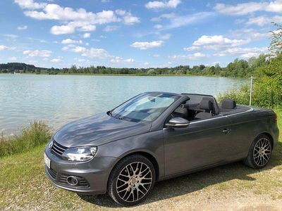 Usata VW Eos 140 CV (102 kW) 2013 Grigio Cabrio