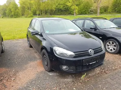 Gebraucht VW Golf VI Team 122 PS (89 kW) 2011 Schwarz Kleinwagen