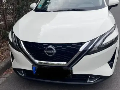 Gebraucht Nissan Qashqai Acenta 158 PS (116 kW) 2023 Weiß SUV