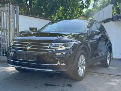 Gebraucht VW Tiguan Elegance 150 PS (110 kW) 2022 Schwarz SUV