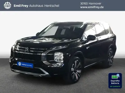 Gebraucht Mitsubishi Outlander P-HEV Top 136 PS (100 kW) 2025 Schwarz SUV