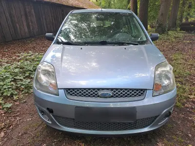 Gebraucht Ford Fiesta 69 PS (50 kW) 2006 Blau Kleinwagen