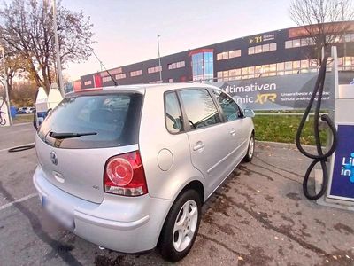 Gebraucht VW Polo 80 PS (58 kW) 2006 Silber Kleinwagen