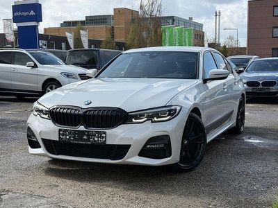 Gebraucht BMW 330 M Sport 265 PS (194 kW) 2019 Alpinweiss iii Limousine
