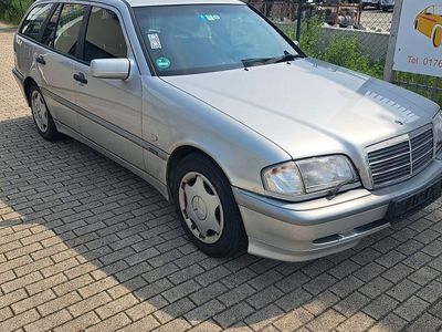 Mercedes C200