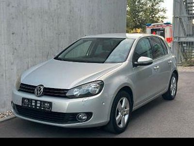 Gebraucht VW Golf VI Team 122 PS (89 kW) 2010 Silber Kleinwagen