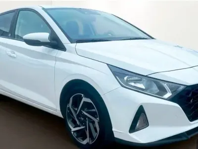 Gebraucht Hyundai i20 Edition 30+ 101 PS (74 kW) 2022 Weiß Kleinwagen