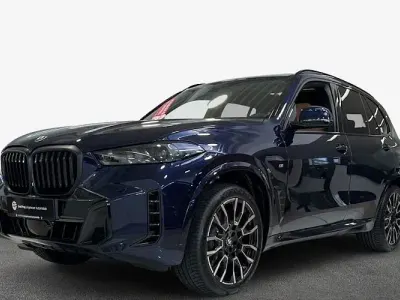 Neu BMW X5 Comfort Edition 298 PS (219 kW) 2025 Blau SUV