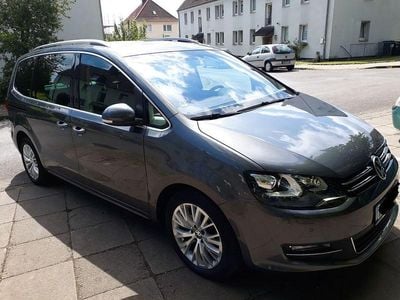 Gebraucht VW Sharan Highline 177 PS (130 kW) 2013 Grau Van / Kleinbus