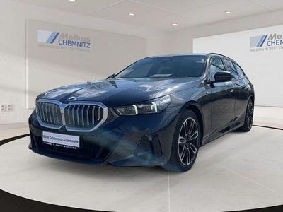 Gebraucht BMW 520 M Sport 197 PS (144 kW) 2025 Grau Limousine
