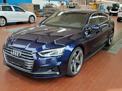 Gebraucht Audi A5 Sportback S-Line 245 PS (180 kW) 2019 Navarrablau Kleinwagen